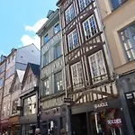 Coeur Rouennais 4P - Centre Historique - Rue Pietonne - Internet -Wifi